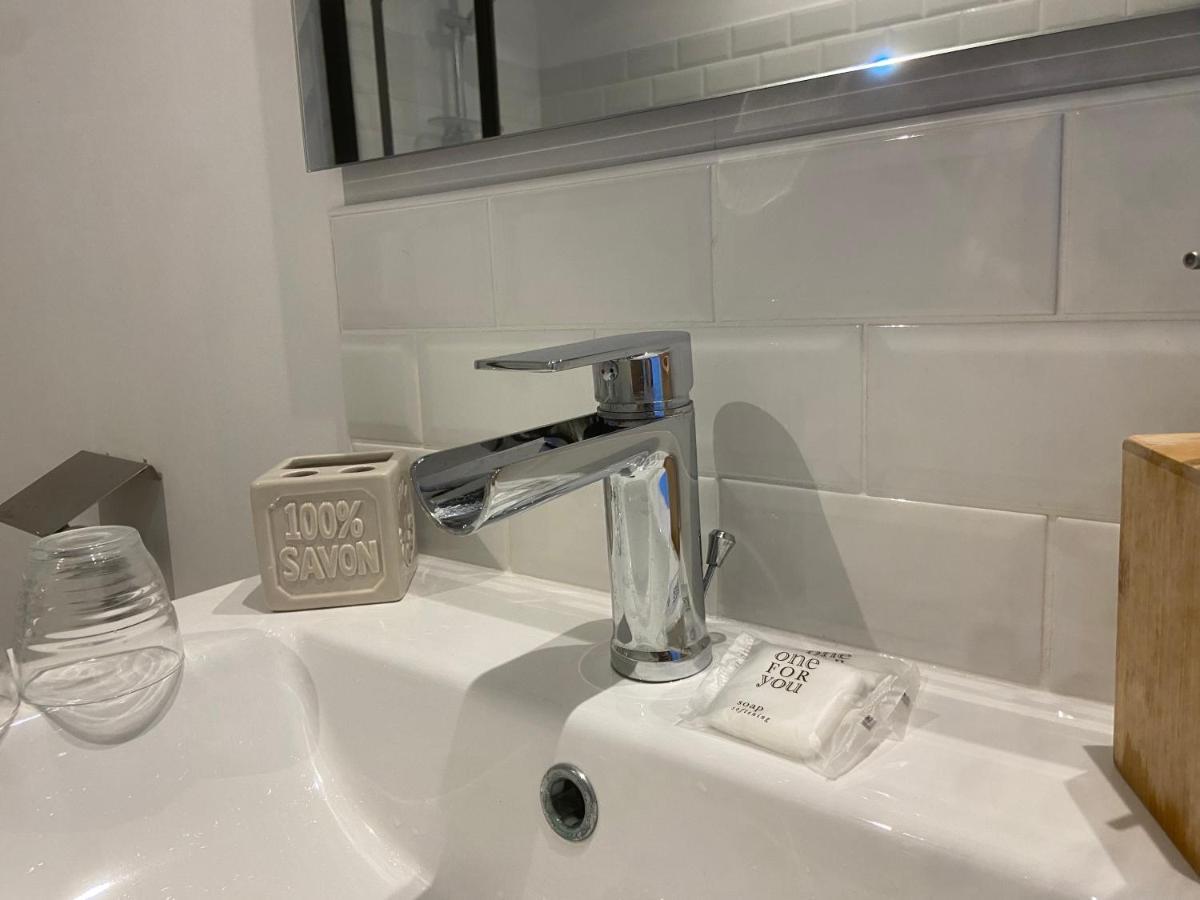 Chambre & Salle De Bain Privee - Lv 33 Argenton Sur Creuse 외부 사진