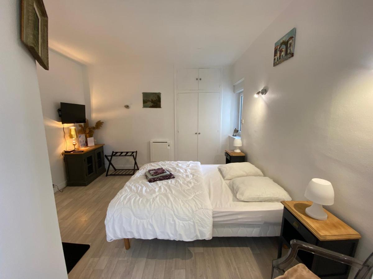 Chambre & Salle De Bain Privee - Lv 33 Argenton Sur Creuse 외부 사진