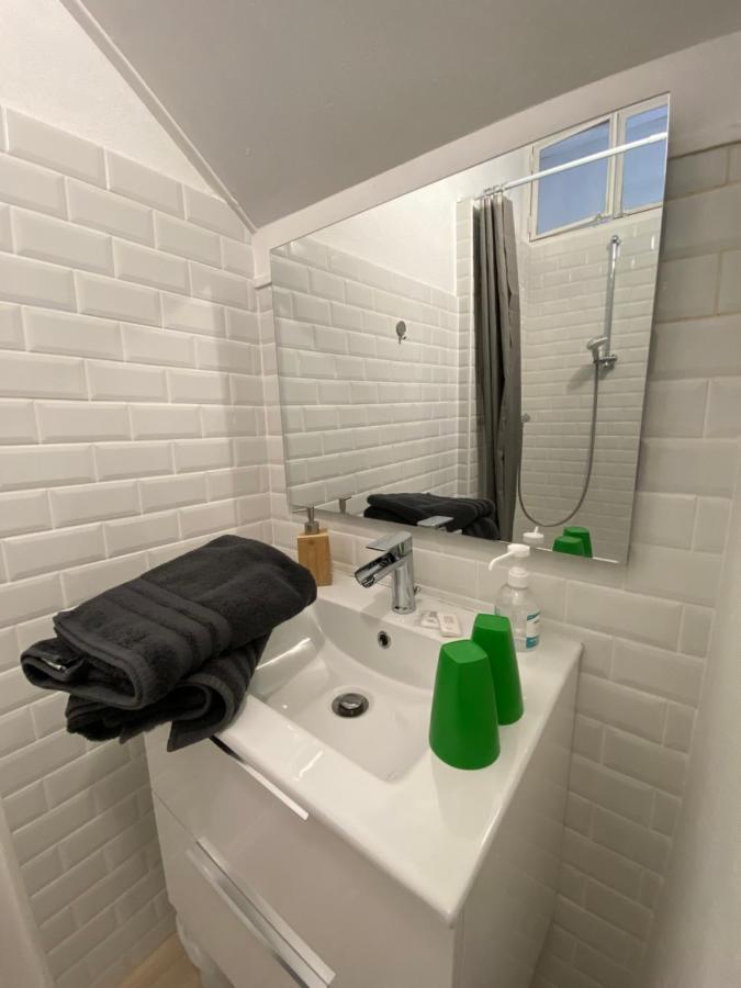 Chambre & Salle De Bain Privee - Lv 33 Argenton Sur Creuse 외부 사진