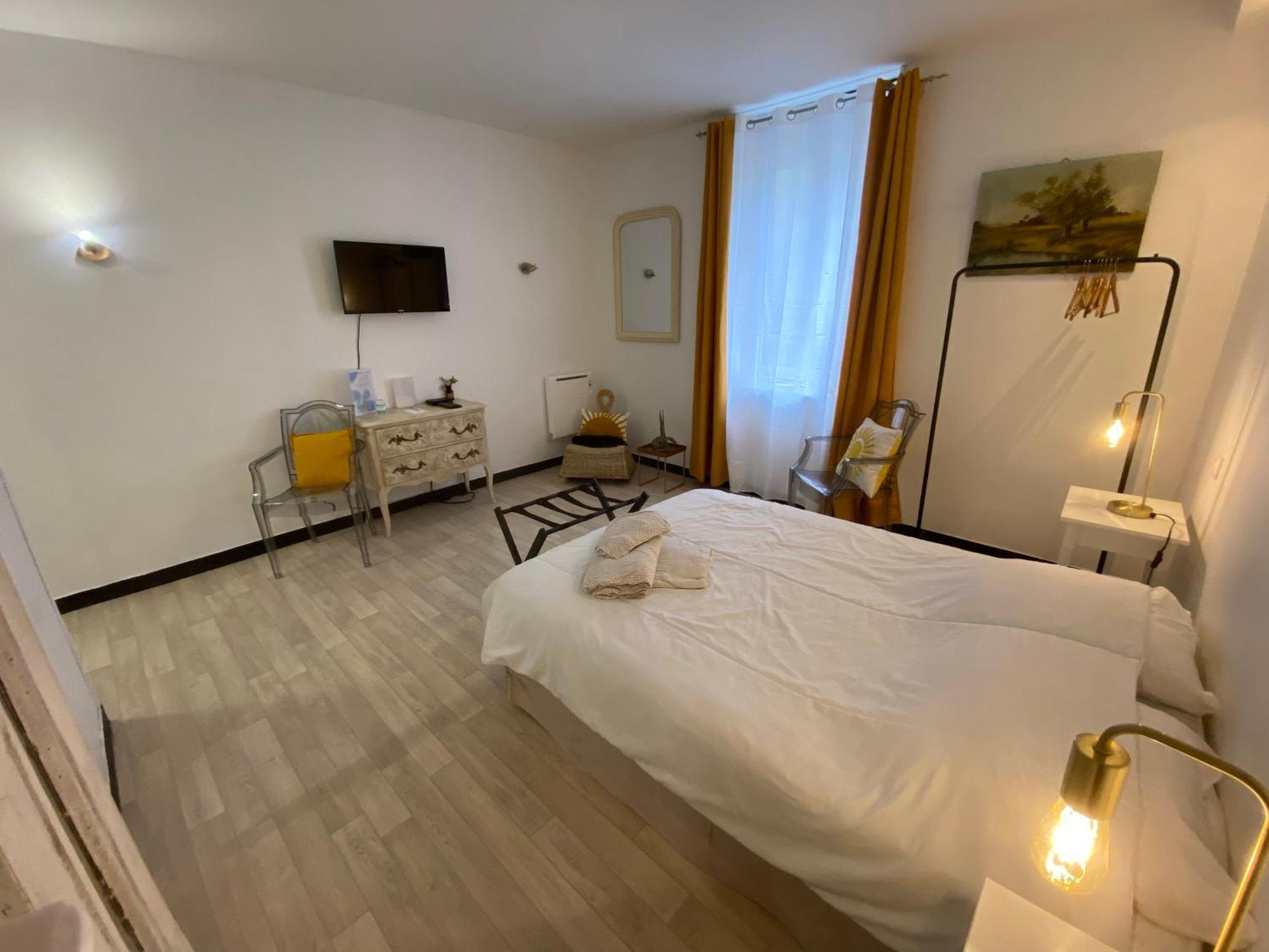 Chambre & Salle De Bain Privee - Lv 33 Argenton Sur Creuse 외부 사진