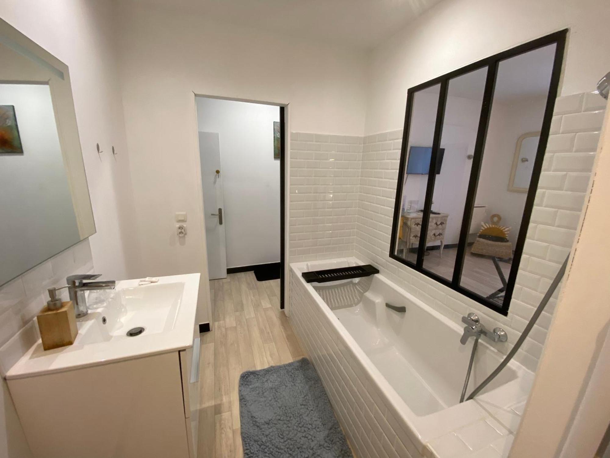 Chambre & Salle De Bain Privee - Lv 33 Argenton Sur Creuse 외부 사진