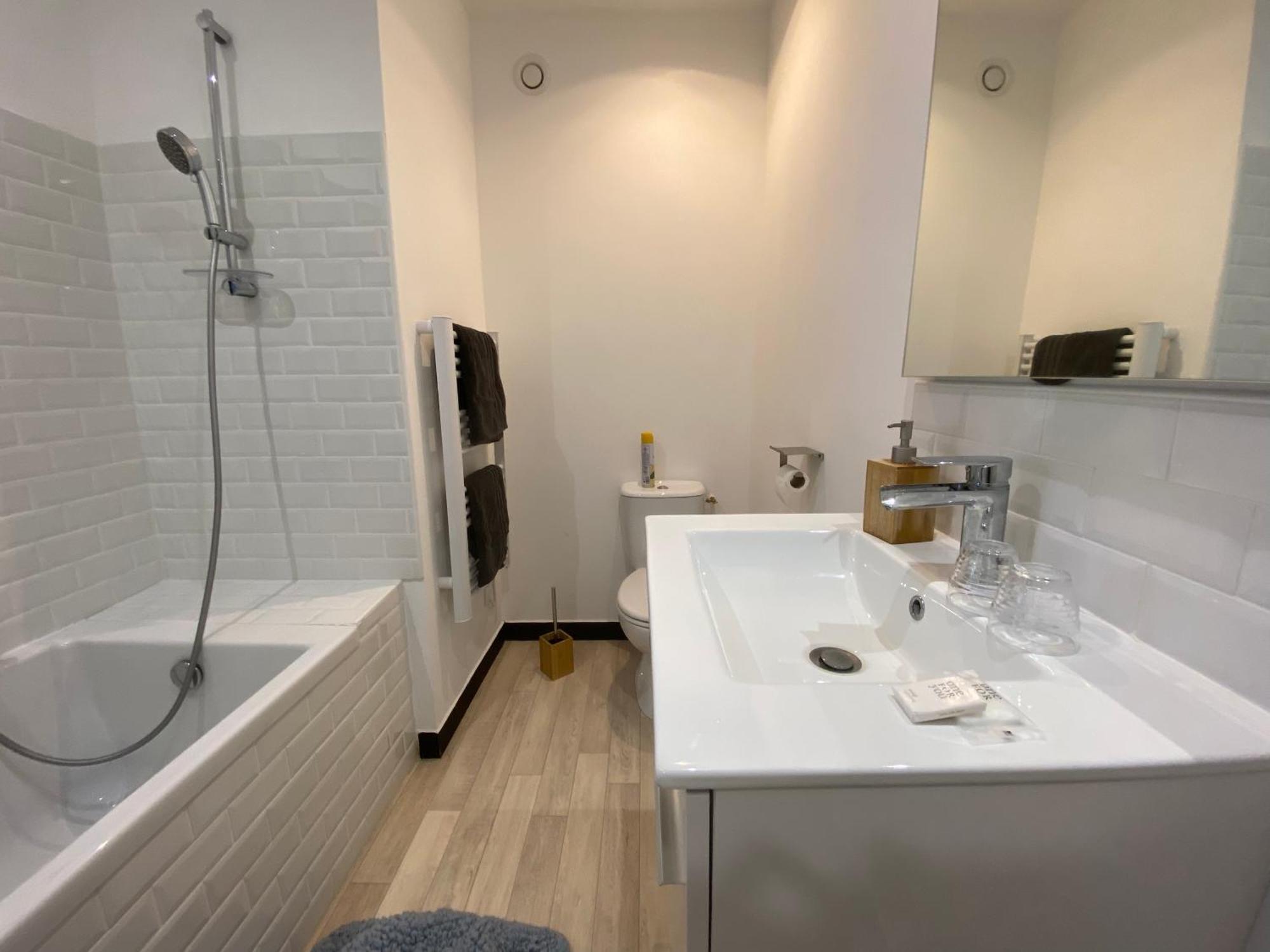 Chambre & Salle De Bain Privee - Lv 33 Argenton Sur Creuse 외부 사진